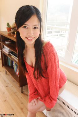 乡村艳丽小寡妇